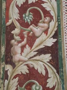 Camera Pinta, Rocca Albornoziana - dettaglio di festone con putti