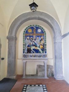 Cappella di Checco ci Montedoglio con la terracotta di Santi Buglioni