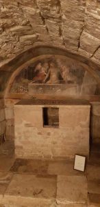 Cripta e altare
