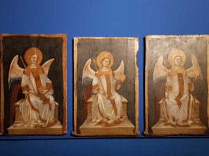 Angeli del Guariento nella pinacoteca del Museo degli Eremitani