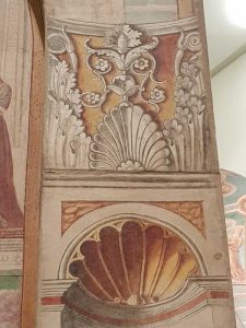 Benozzo Gozzoli, Tabernacolo della Visitazione di Castelfiorentino, elemento architettonico dipinto