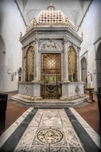 Tempietto nella chiesa della Santissima Annunziata a Pontremoli @ Alessio Grazioli su VisitTuscany.it