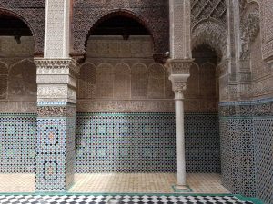 Medersa el-Attarin, decorazione del cortile, Fes