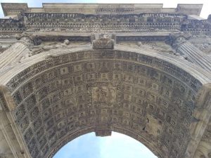 Arco di Traiano - dettaglio