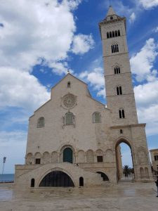 Cattedrale di Trani e torre campanaria