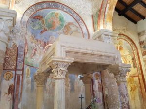 Abbazia di Santa Maria di Cerrate, l'affresco dell'abside maggiore della chiesa