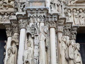 Portale reale, arcata centrale - dettaglio. Cattedrale di Chartres