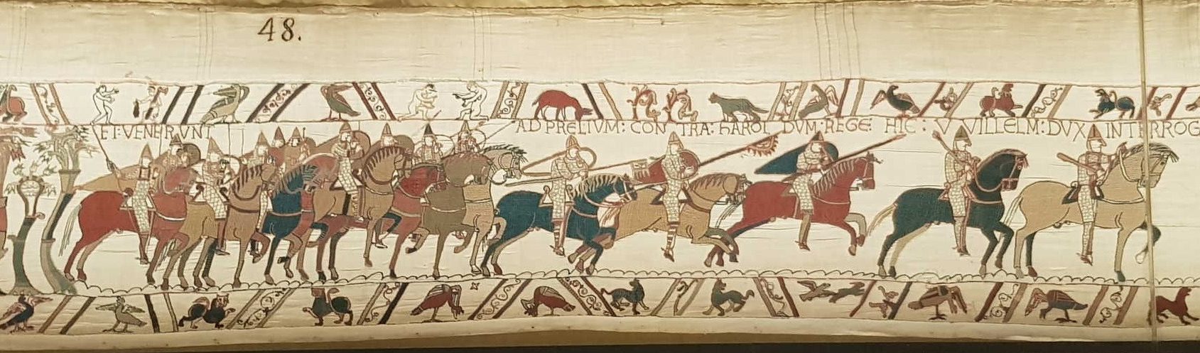 La cavalleria normanna all'attacco durante la battaglia di Hastings