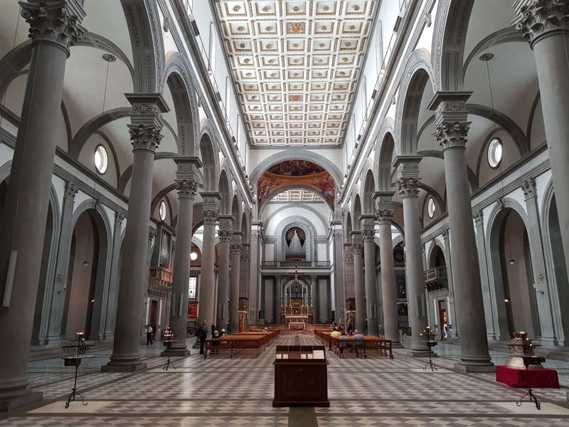 Basilica di san Lorenzo, interno