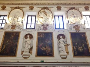 Oratorio del santissimo Rosario in san Domenico, decorazione della parete
