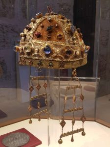 Tesoro della cattedrale, la tiara di Costanza d'Aragona