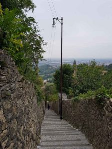 Visitare Bergamo. Salita dello Scorlazzone