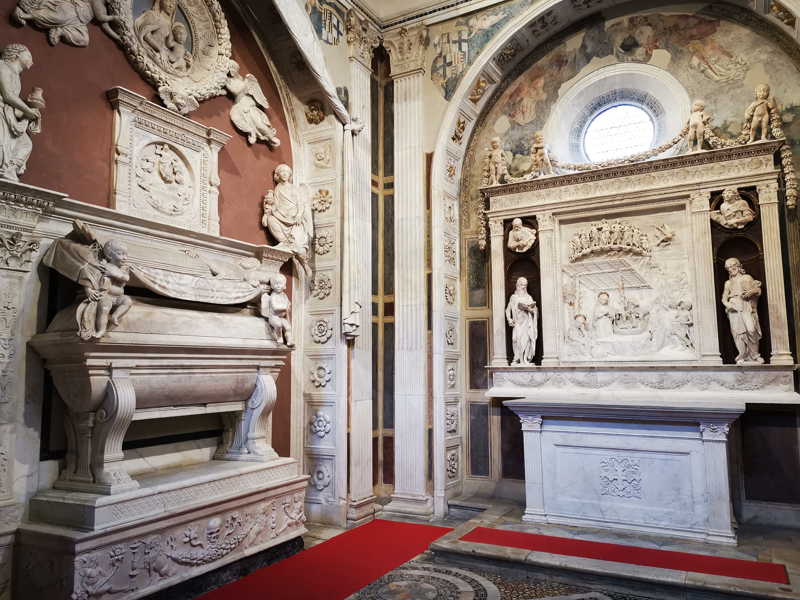 Sant'Anna dei Lombardi, Cappella Piccolomini