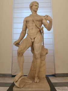 Gladiatore Farnese - Cortile