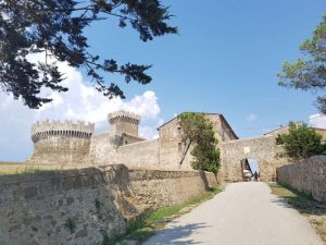 Borgo medievale di Populonia