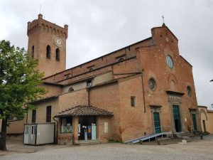 Cattedrale di santa Maria Assunta e san Ginesio e campanile