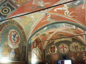 Municipio, sala delle sette Virtù - dettaglio degli affreschi