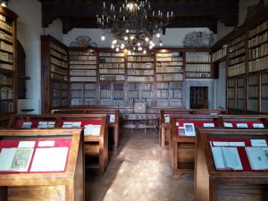 Biblioteca Rilliana nel castello dei Conti Guidi