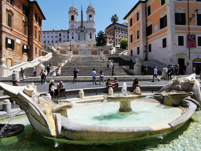 Fontane di Roma. Fontana della barcaccia