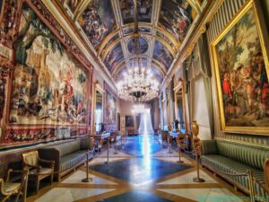 Sala degli Ambasciatori del Palazzo Reale di Napoli