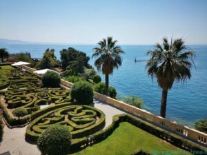 I giardini dalla terrazza della villa