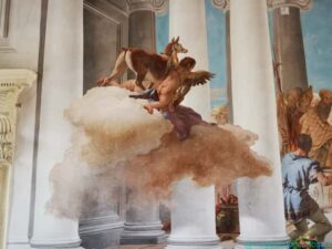 Palazzina. Giambattista Tiepolo, particolare del "Sacrificio di Ifigenia": due amorini conducono su una nube una cerva