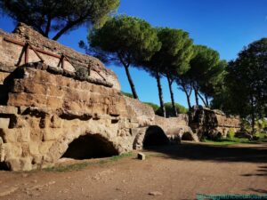 Acquedotto Felice all'altezza del Casale di Roma Vecchia