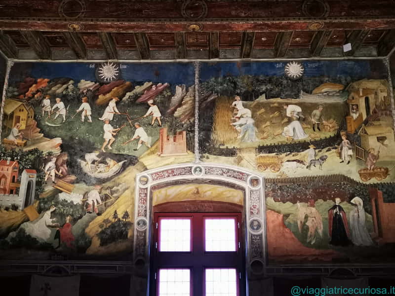 Il Ciclo dei Mesi nella Torre Aquila del Castello del Buonconsiglio a Trento. I mesi di luglio (a sinistra) e agosto (a destra)